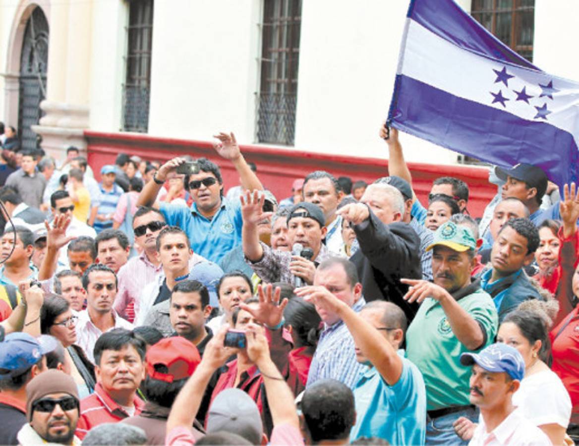 STENEE estima que alza a tarifa eléctrica puede ser del 30%