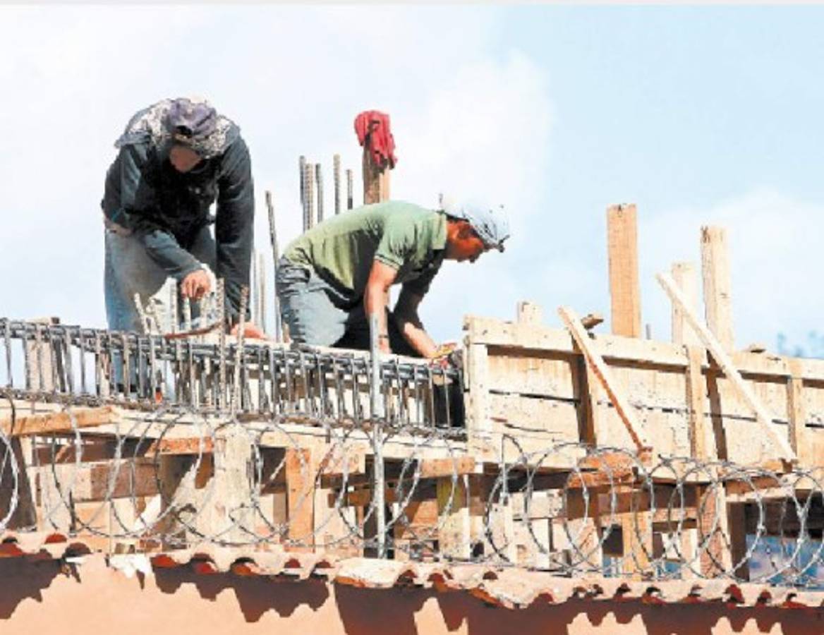 Diputado del Pac propone reformar jornada laboral en Honduras