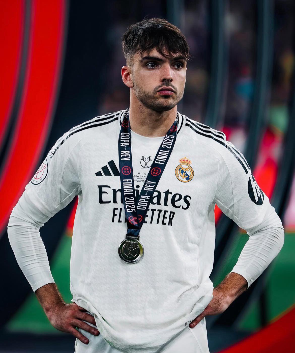 Fiscalía pide dos años y medio de cárcel para jugador del Real Madrid