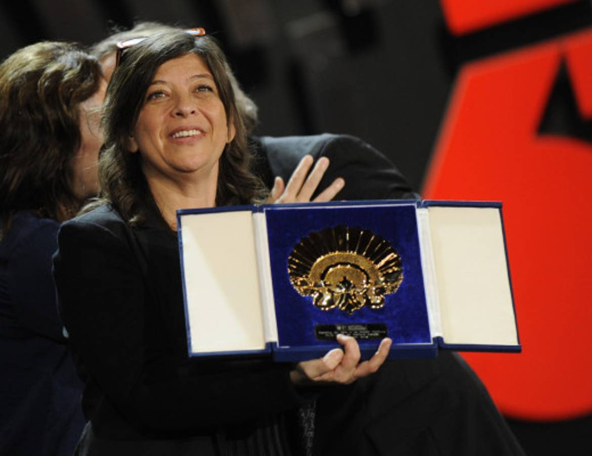 Venezuela gana concha de oro