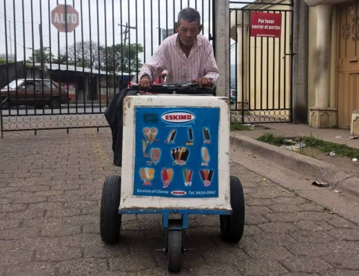 Dos décadas entre dolor y paletas han marcado los 78 años de don 'Mincho”