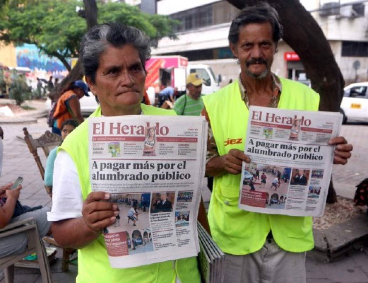 ¡Felicidades, heraldos de la información!