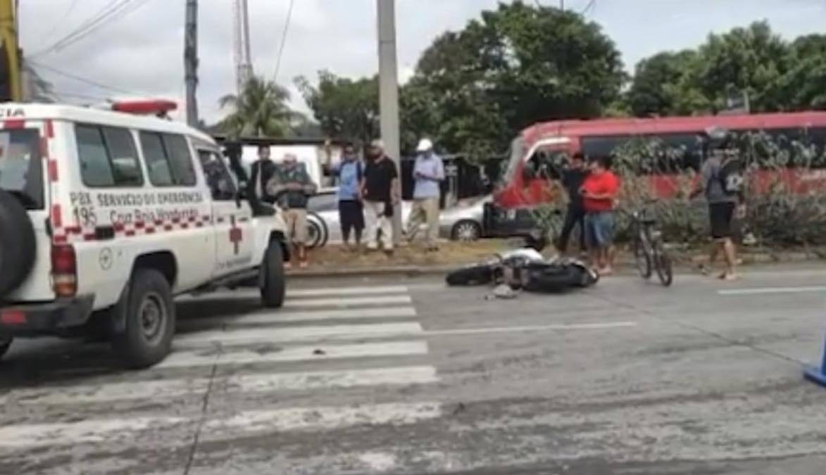 Con placa guatemalteca, armas y prófugo, conductor abandonó escena tras embestir y matar a dos mujeres en Choloma