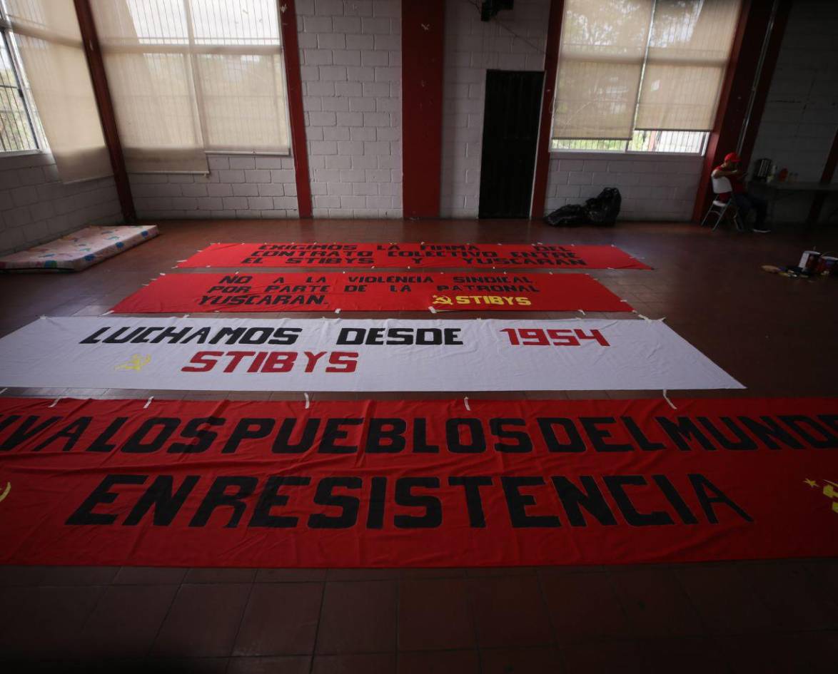 Sindicatos y activistas políticos marchan hoy en el Día Internacional del Trabajo