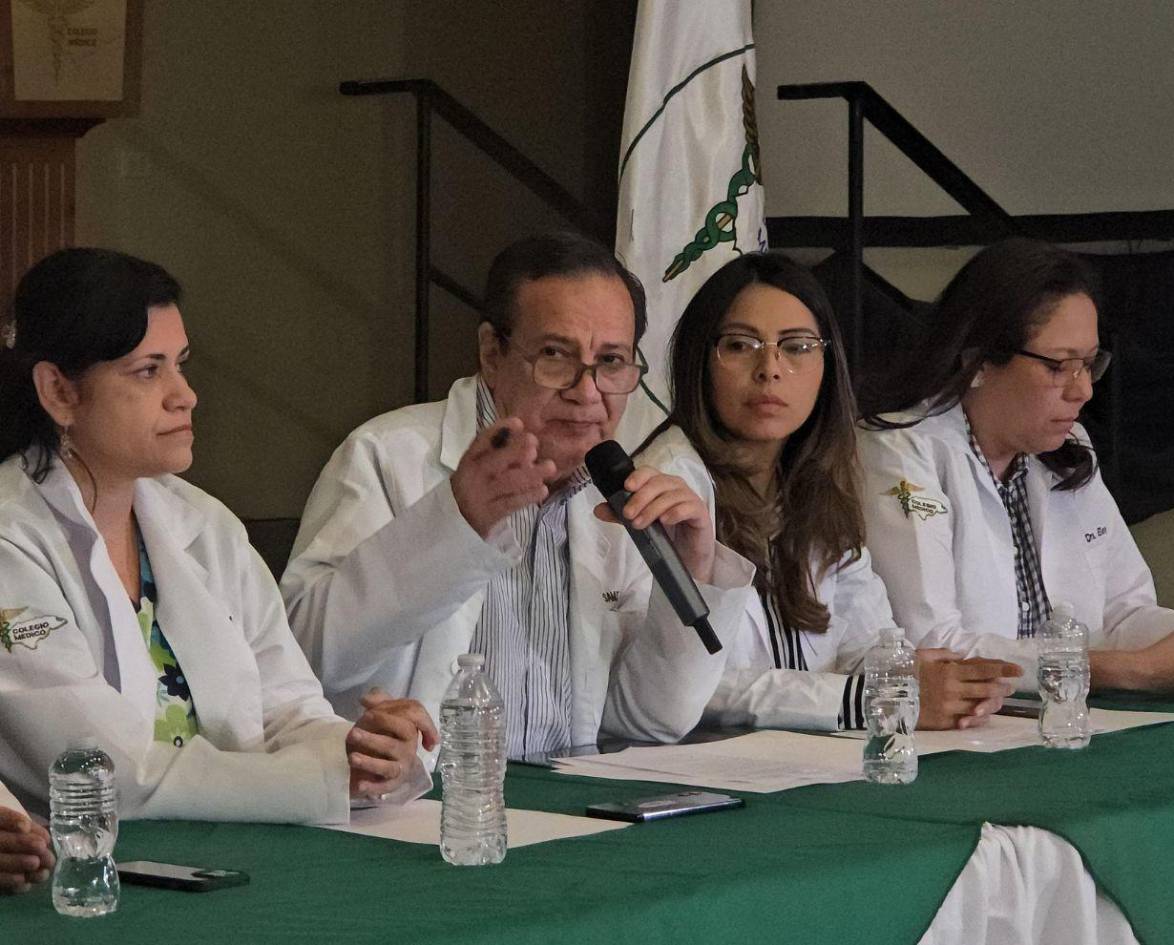 Médicos suspenden las consultas en hospitales y piden ser escuchados por Xiomara Castro