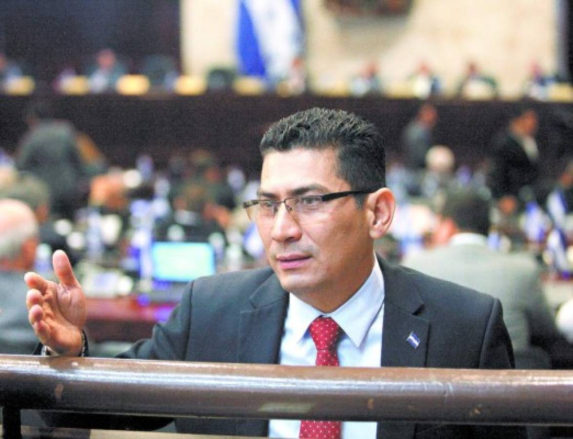 'Hay un nuevo liderazgo en el Partido Liberal: Luis Zelaya”