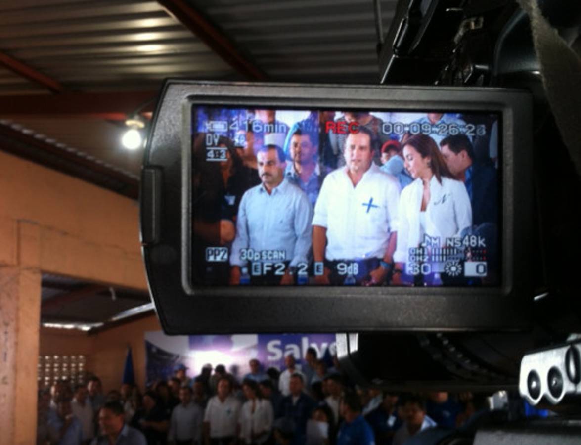 Ricardo se suma a JOH 'por amor a Honduras'