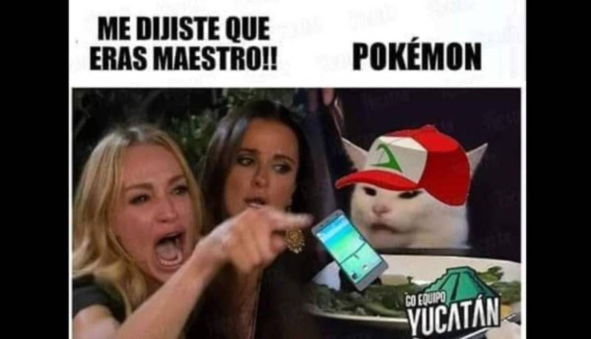 Los memes más graciosos del gato en la mesa y la mujer gritando