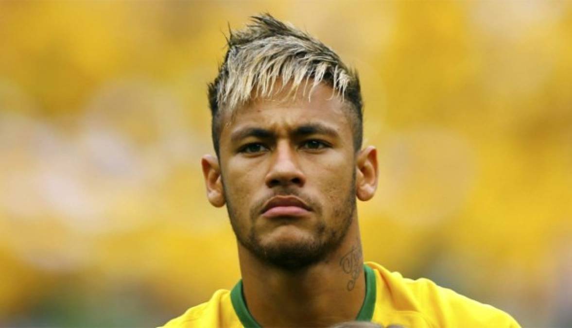 Los descabellados, sorprendentes y locos looks de Neymar