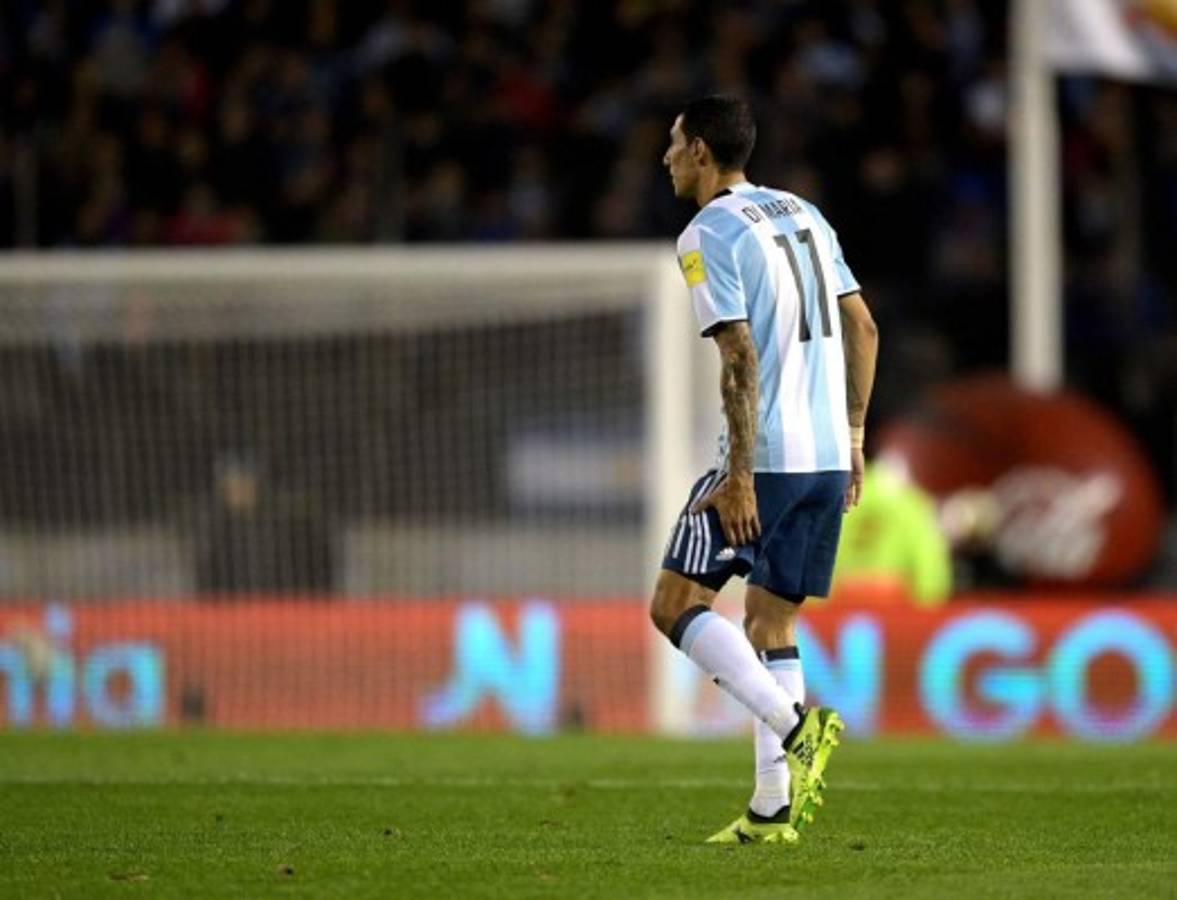 Ángel Di María se lesiona con Argentina y estará de baja varias semanas
