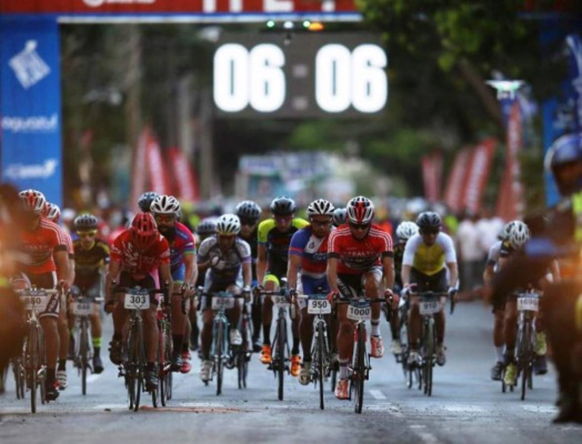 Jorge Torres, ganador de la Cuarta Vuelta Ciclística