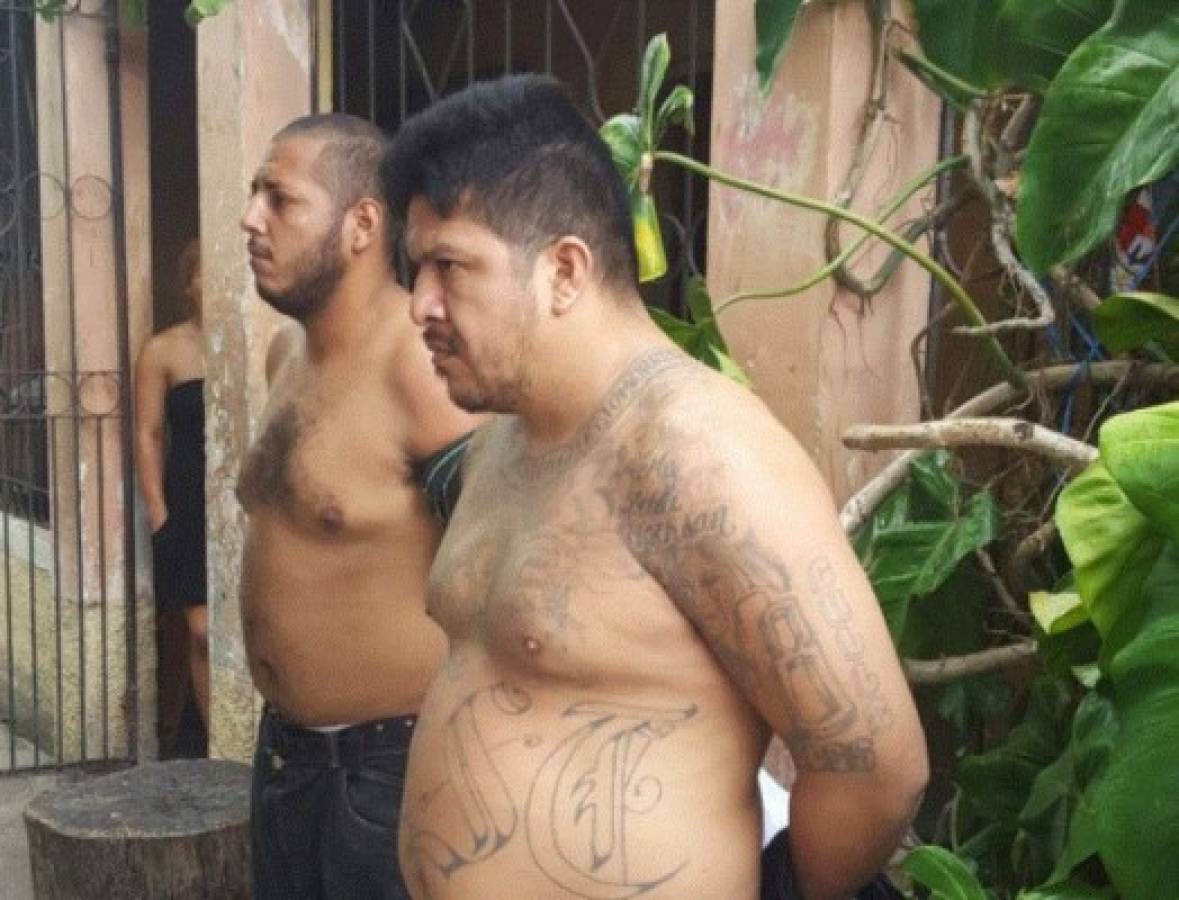 Capturan a dos cabecillas de la pandilla 18 en el sector Chamelecón de San Pedro Sula