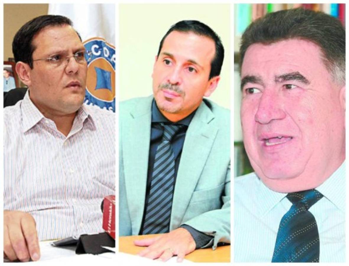 De izquierda a derecha: Lisandro Rosales (Copeco y 911), Wilfredo Cerrato (Gabinete Económico) y Manuel de Jesús Bautista (Banco Central de Honduras).