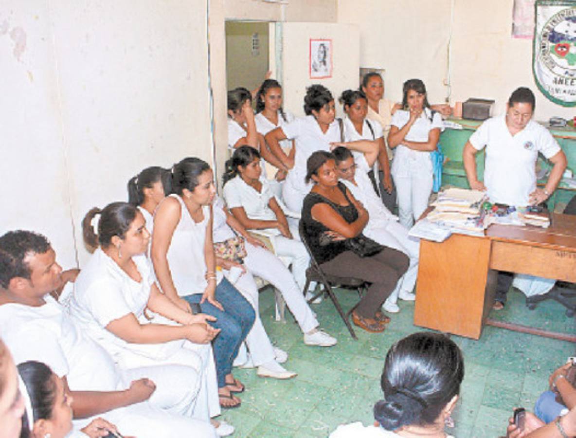 Enfermeras amenazan con paro de labores en Choluteca