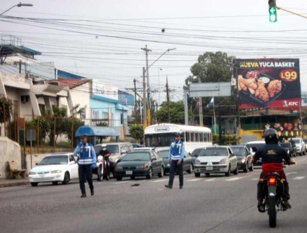 La columna de opinión de Octavo Carvajal: ¡Estorbos!