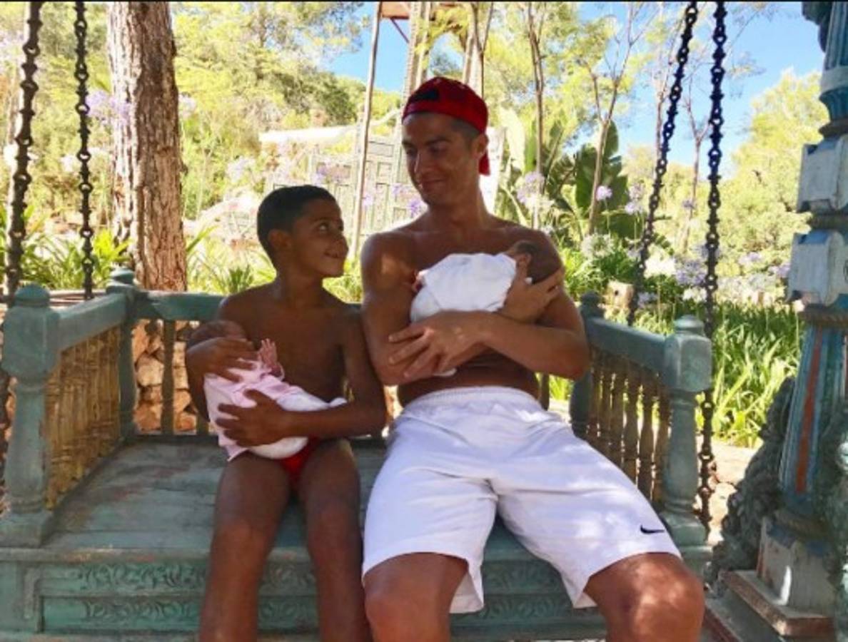 Cristiano Ronaldo ama disfrutar con su familia y estas fotos lo prueban