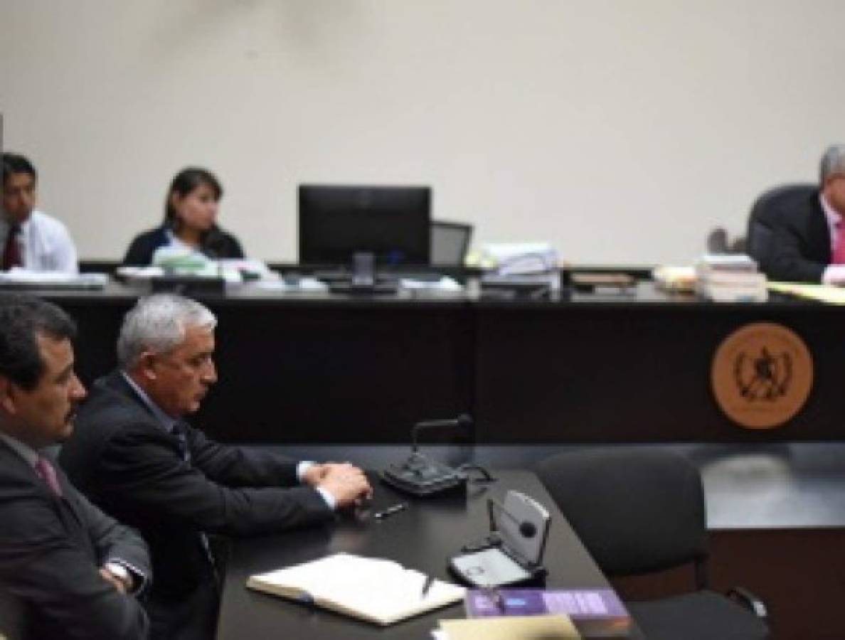 Procesan y encarcelan a Otto Pérez por corrupción
