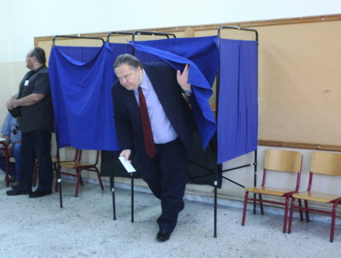 Derecha gana y pide alianza con socialistas para que Grecia siga en Eurozona