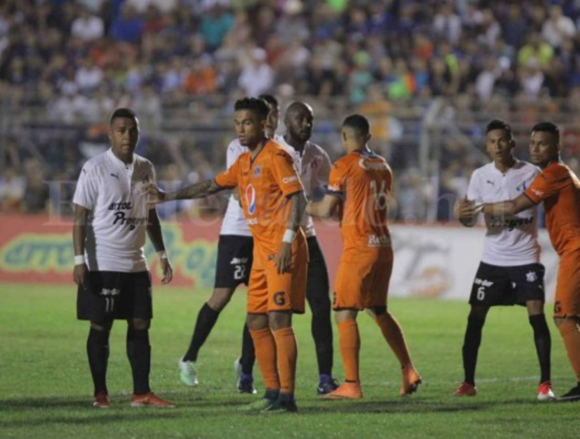 Carlos Discua: Falta un partido para concretar el bicampeonato