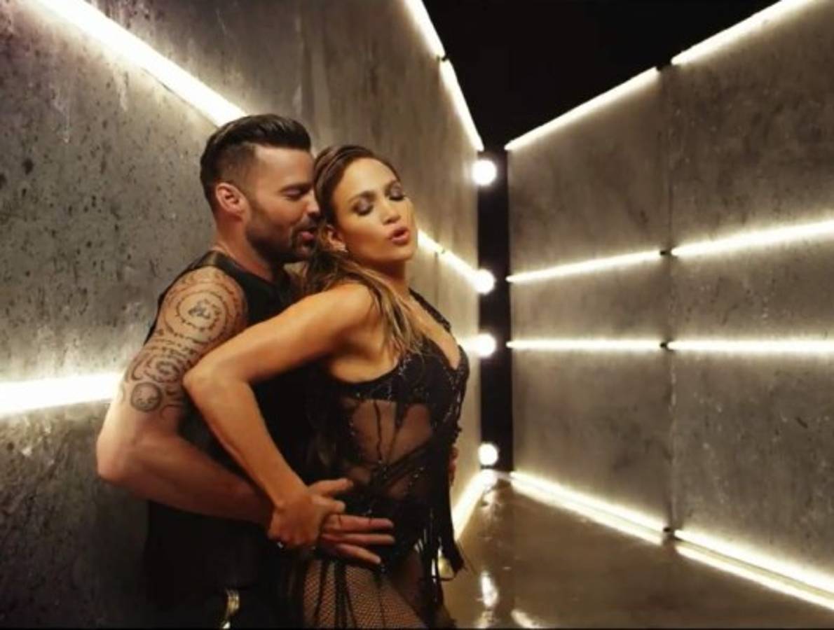 Se burlan de Ricky Martin y Jennifer Lopez por un video hot