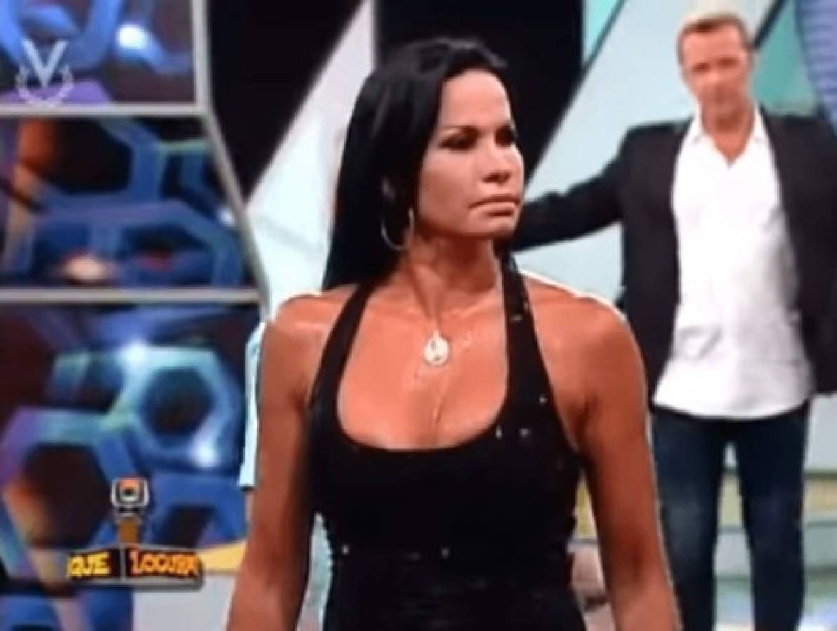 VIDEO: El día que Karol G se enfureció y lanzó un vaso con agua a presentadora venezolana