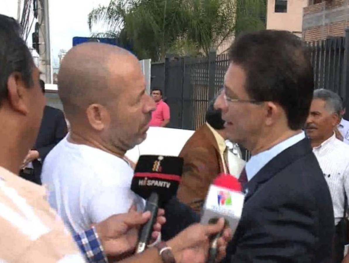 Un hombre trató de abalanzársele a Marvin Ponce tras la agresión al doctor Ávila