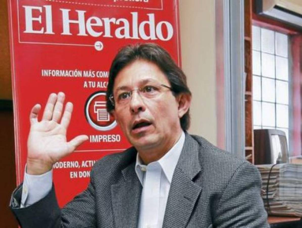 Enrique Ortez Sequeira renuncia al TSE