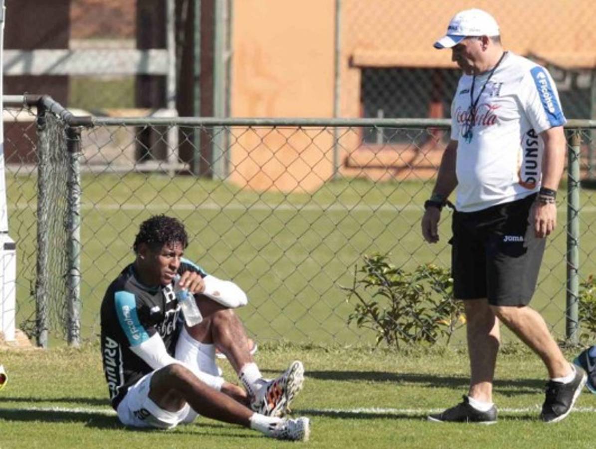 ¡Costly entrenó con la Selección de Honduras!