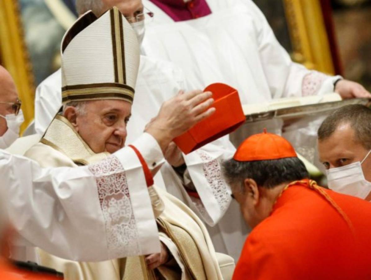 El papa Francisco nombra 13 nuevos cardenales y les hace advertencia