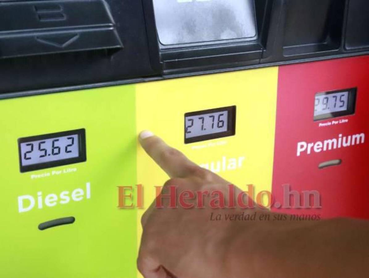 Inesperado bombazo: Combustibles aumentan más de dos lempiras a partir del lunes