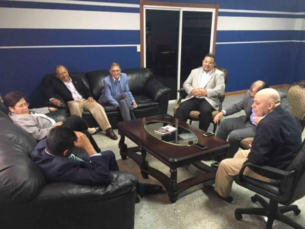 Un equipo de siete técnicos está al mando de procesar toda la información en poder de la Fiscalía.