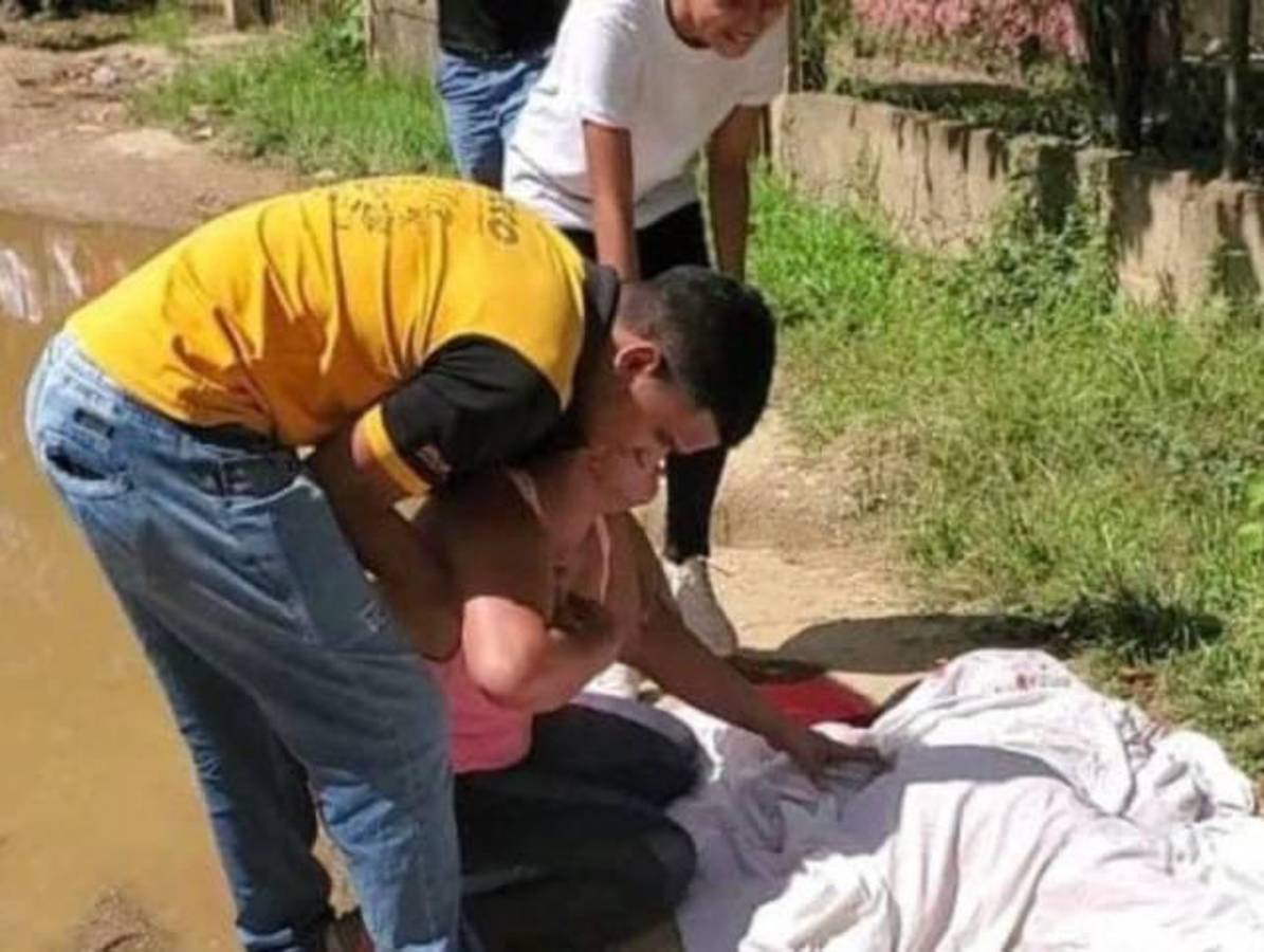 Un ambiente de luto y tristeza envuelve a los habitantes del barrio El Ocote en el municipio de <b>Guaimaca, Francisco Morazán</b>,