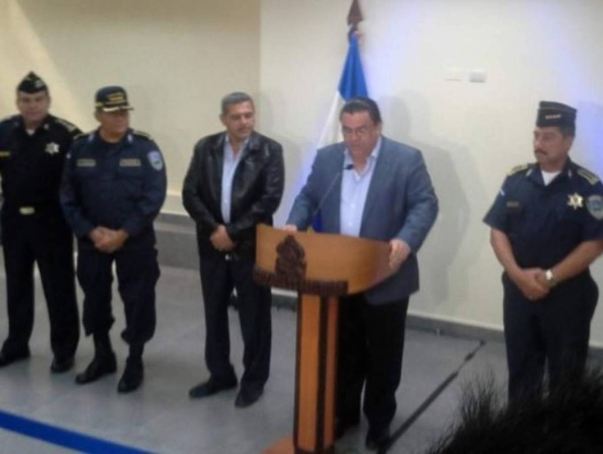 Honduras: Policías involucrados en hurto serán separados y acusados