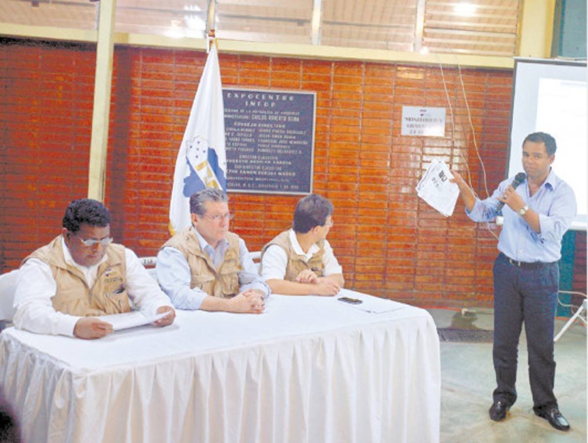 TSE: Si hubo fraude fue en las mesas receptoras