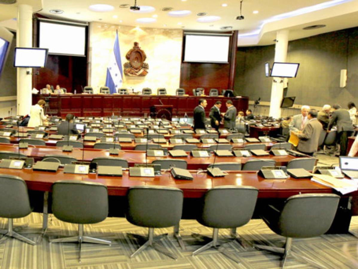 Analizarán medidas para lograr puntualidad de diputados hondureños a sesiones del Congreso