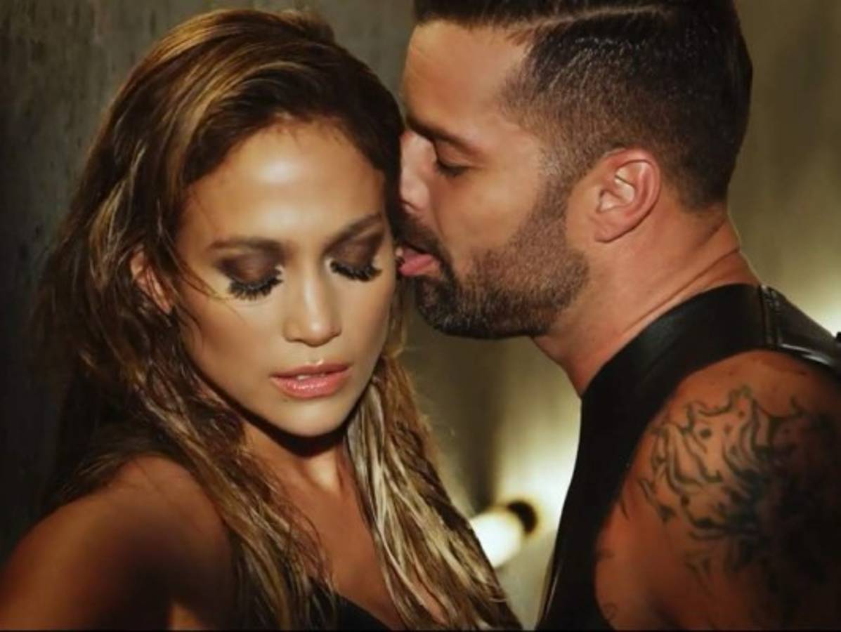 Se burlan de Ricky Martin y Jennifer Lopez por un video hot