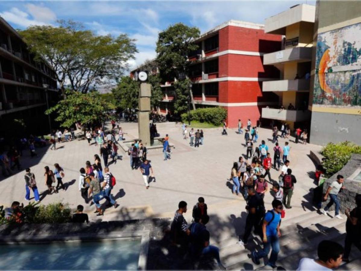 UNAH: 46 mil estudiantes abandonaron clases