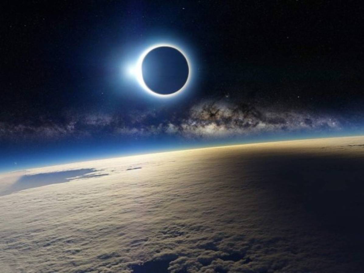 Eclipse total de luna el 14 de abril