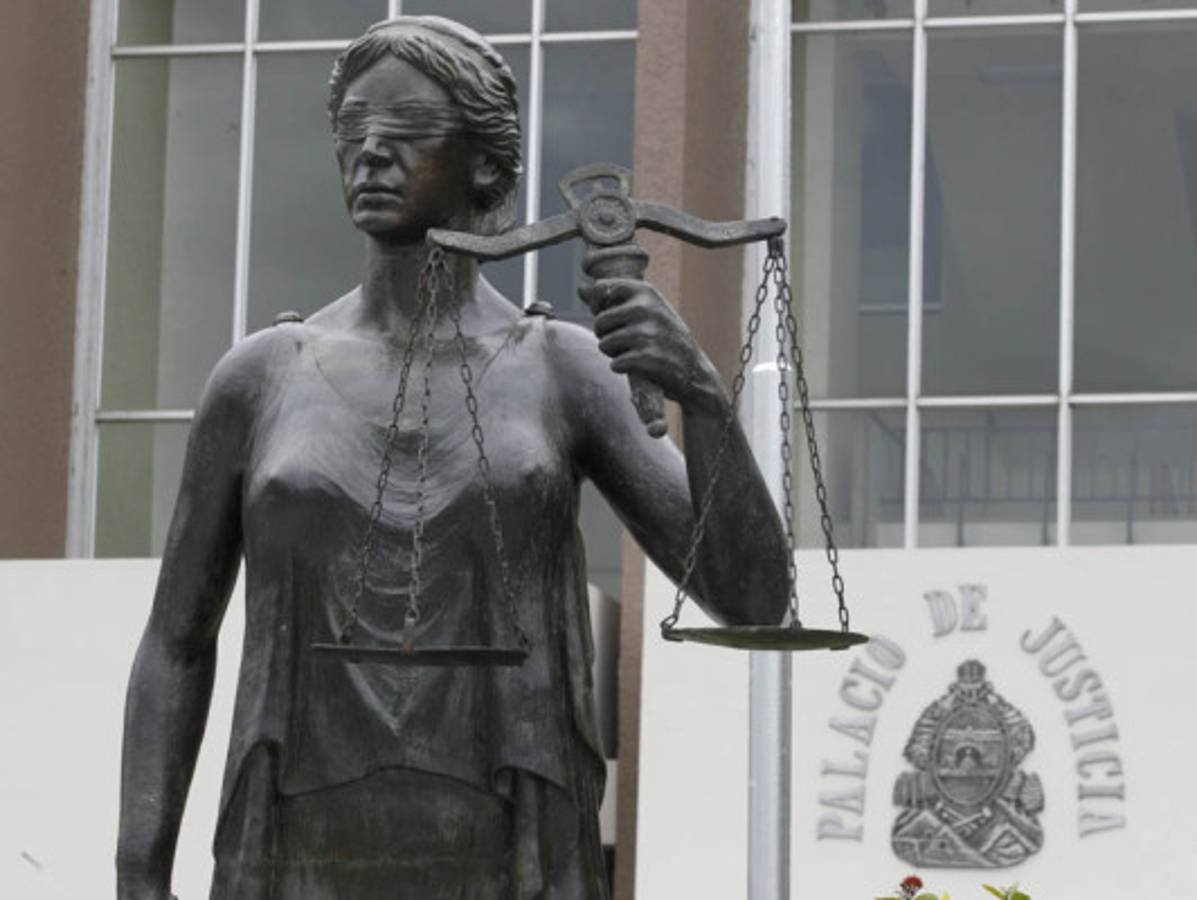 Firme demanda contra el Estado de Honduras