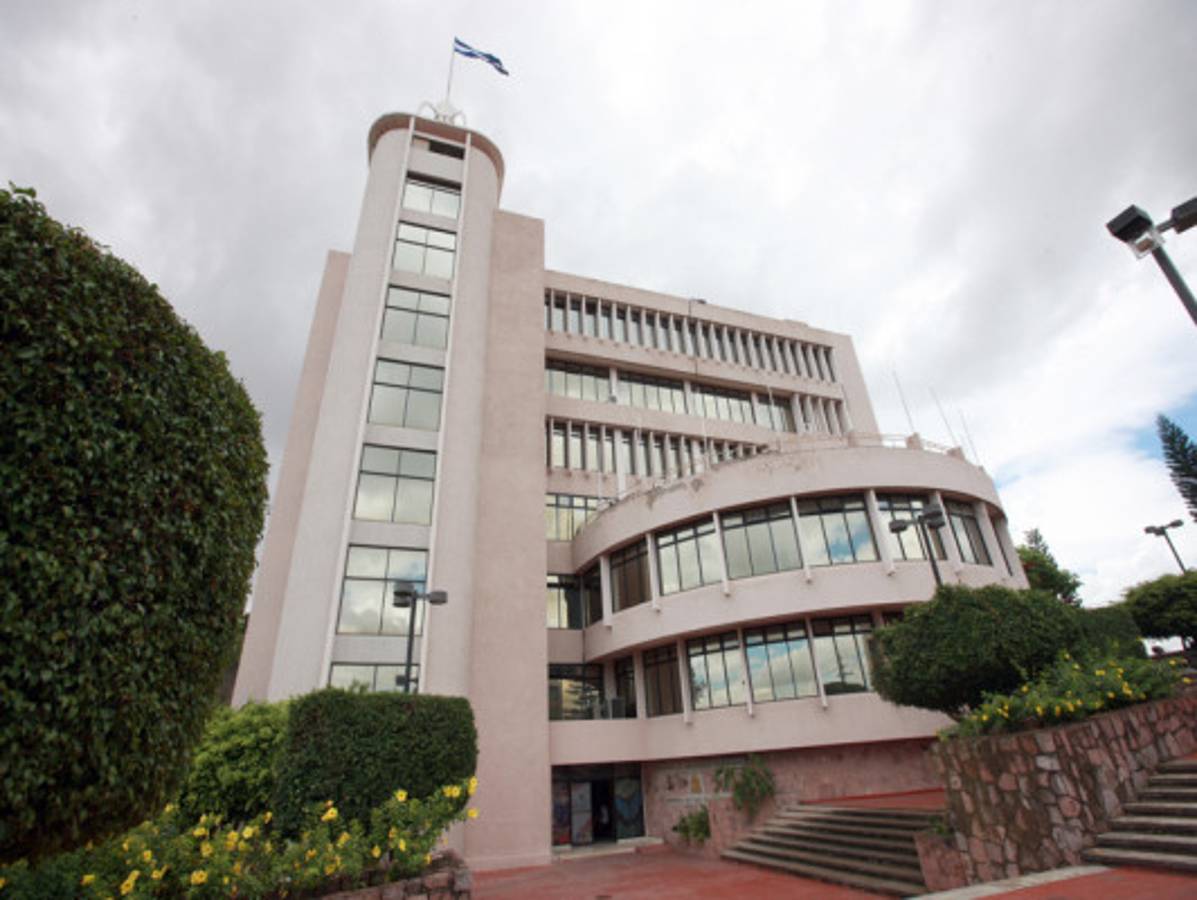 Honduras contempla relaciones con China