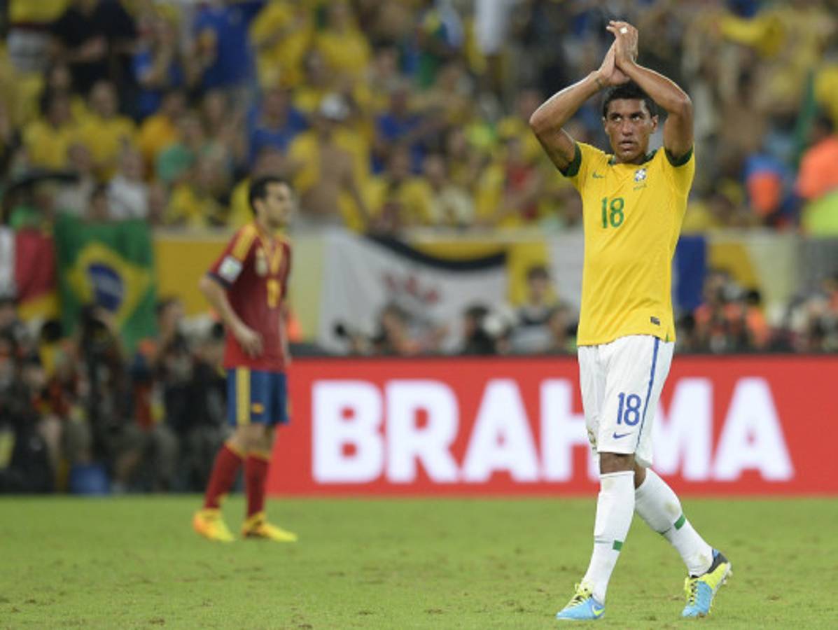 Paulinho ficha por el Tottenham por $26 millones