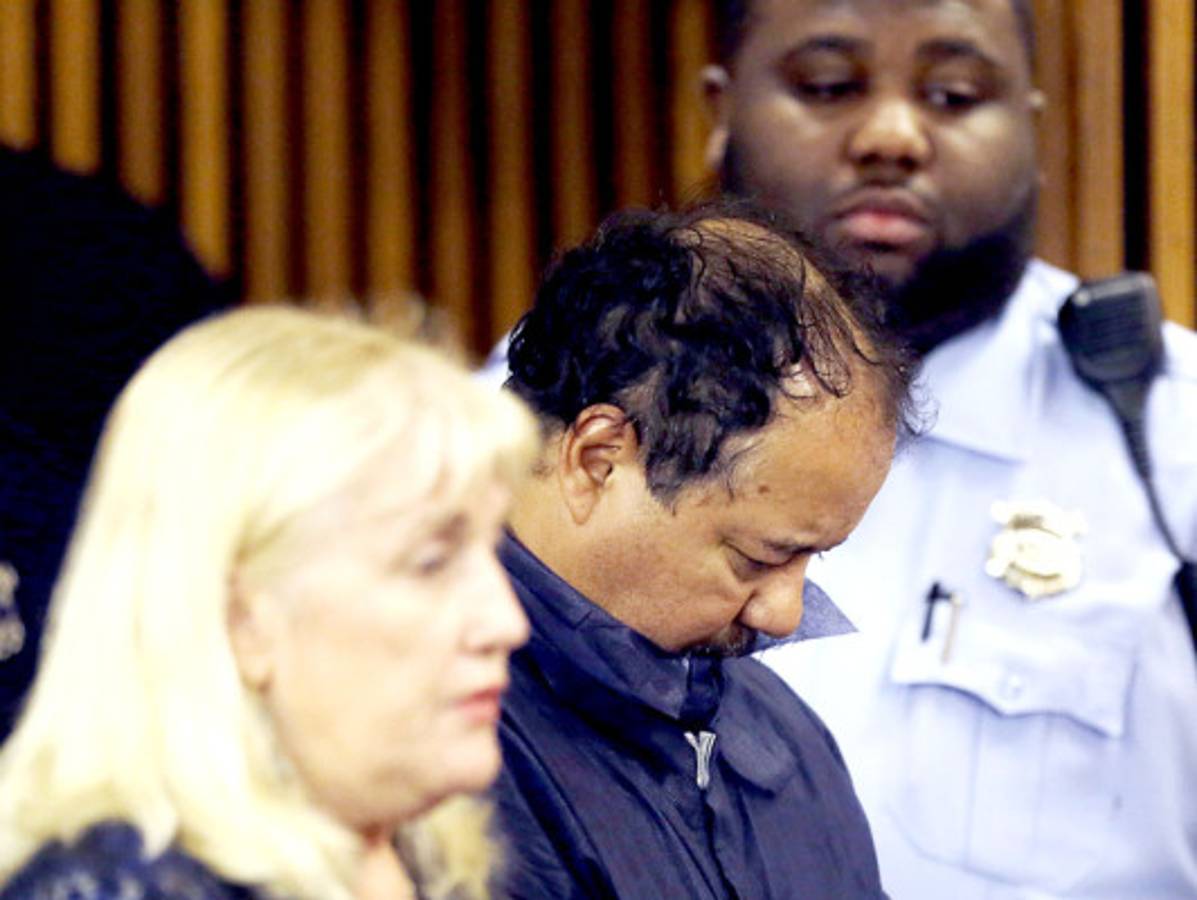 Comparece acusado de secuestrar a 3 mujeres en Cleveland