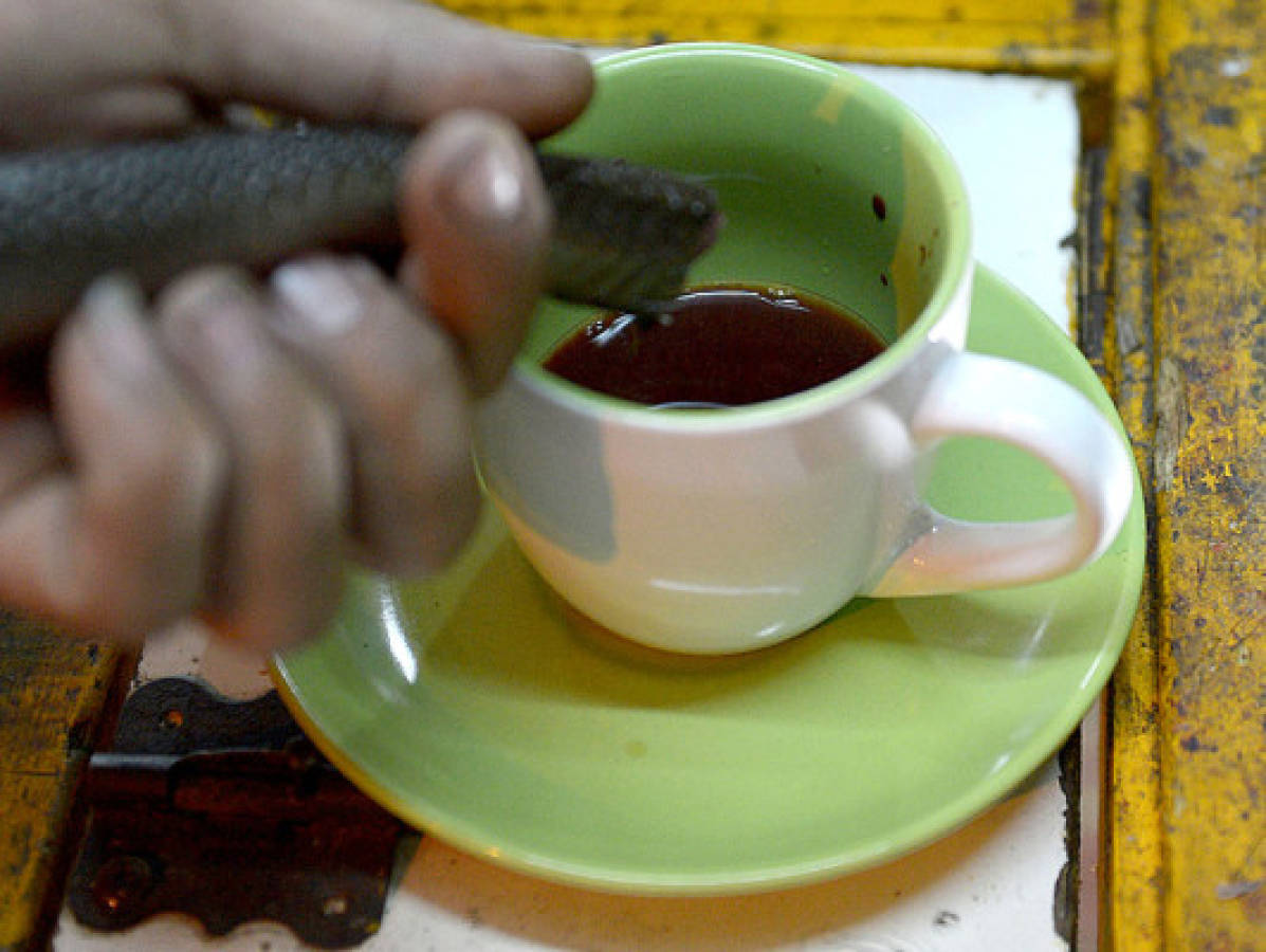 Guiso de penes y sangre de víbora, el menú asiático de la lujuria