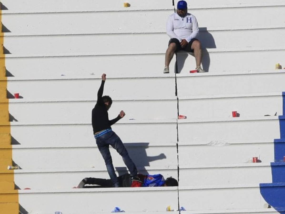 Violencia en el Olimpia-Motagua mancha imagen de fútbol de Honduras