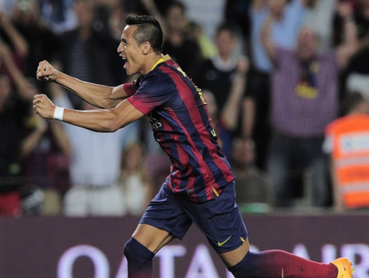 Barcelona amplía récord aplastando al Valladolid