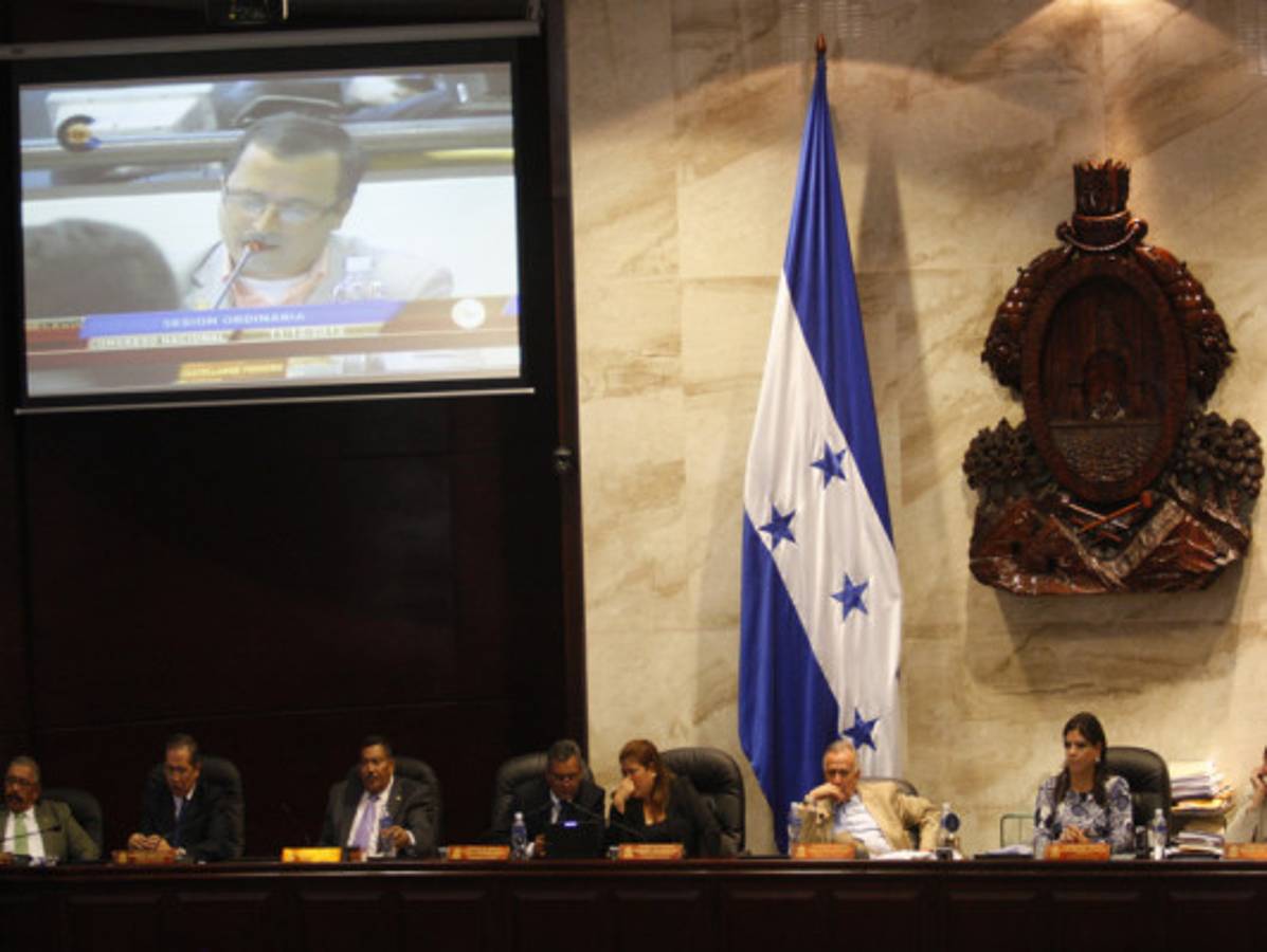 Aprueban ley de plebiscito y referéndum