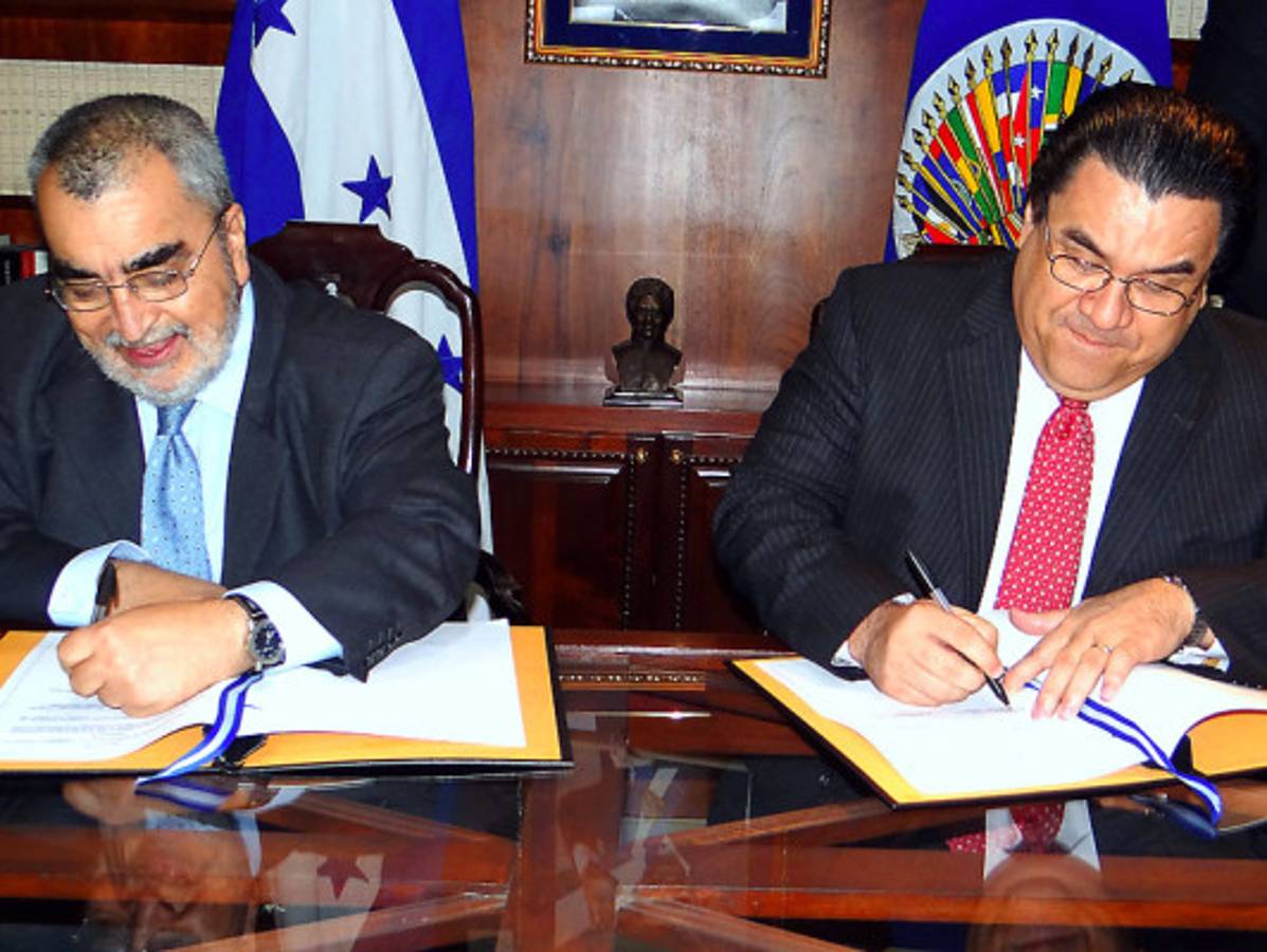 Honduras da inmunidad a observadores de OEA