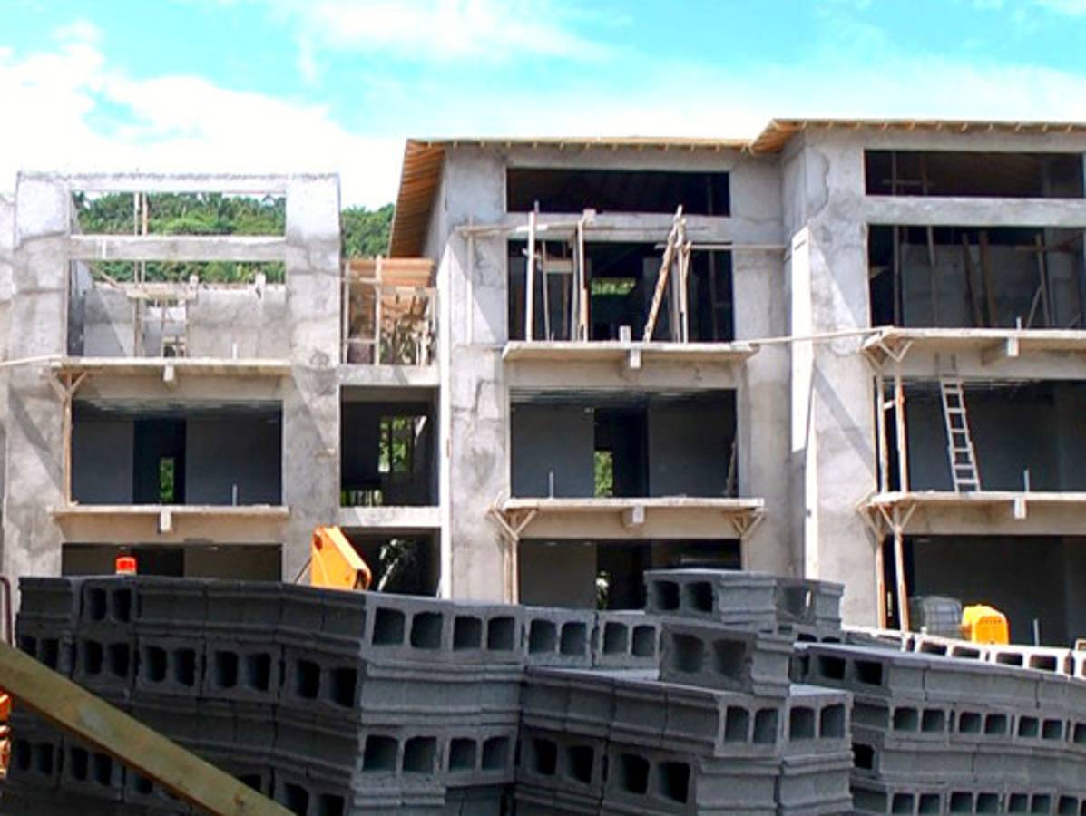 Cemento hallado en obra privada fue entregado en calidad de pago