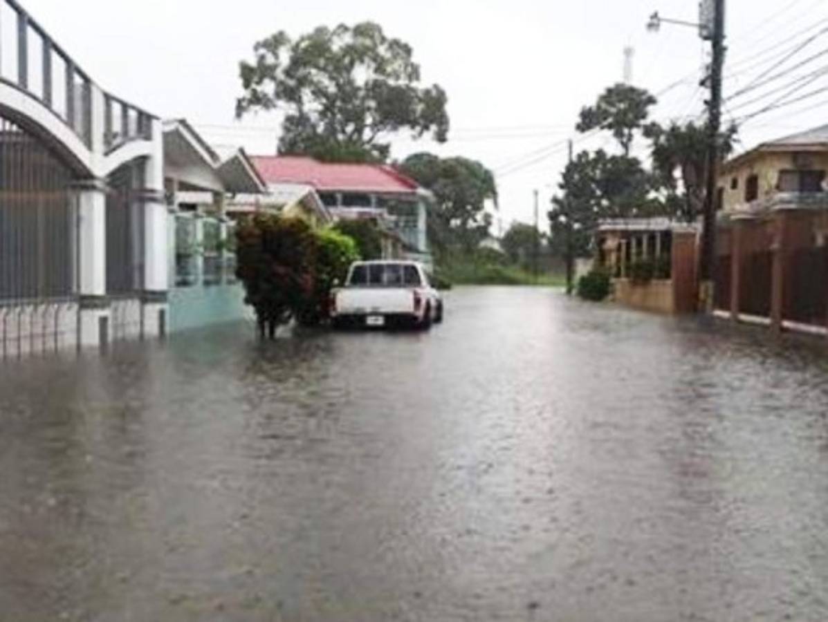 Alerta amarilla en la zona norte de Honduras por fuertes lluvias