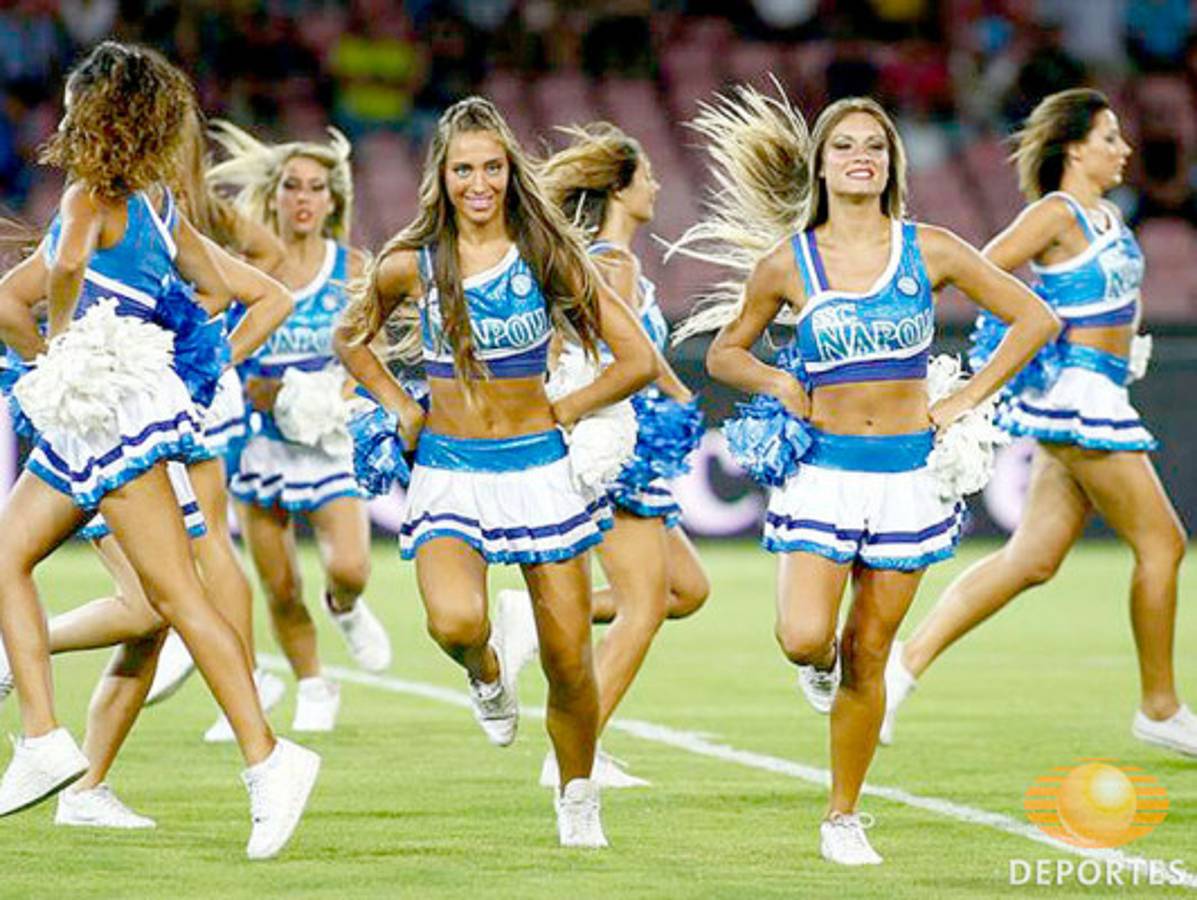 VIDEO: Las bellas porristas del Nápoles